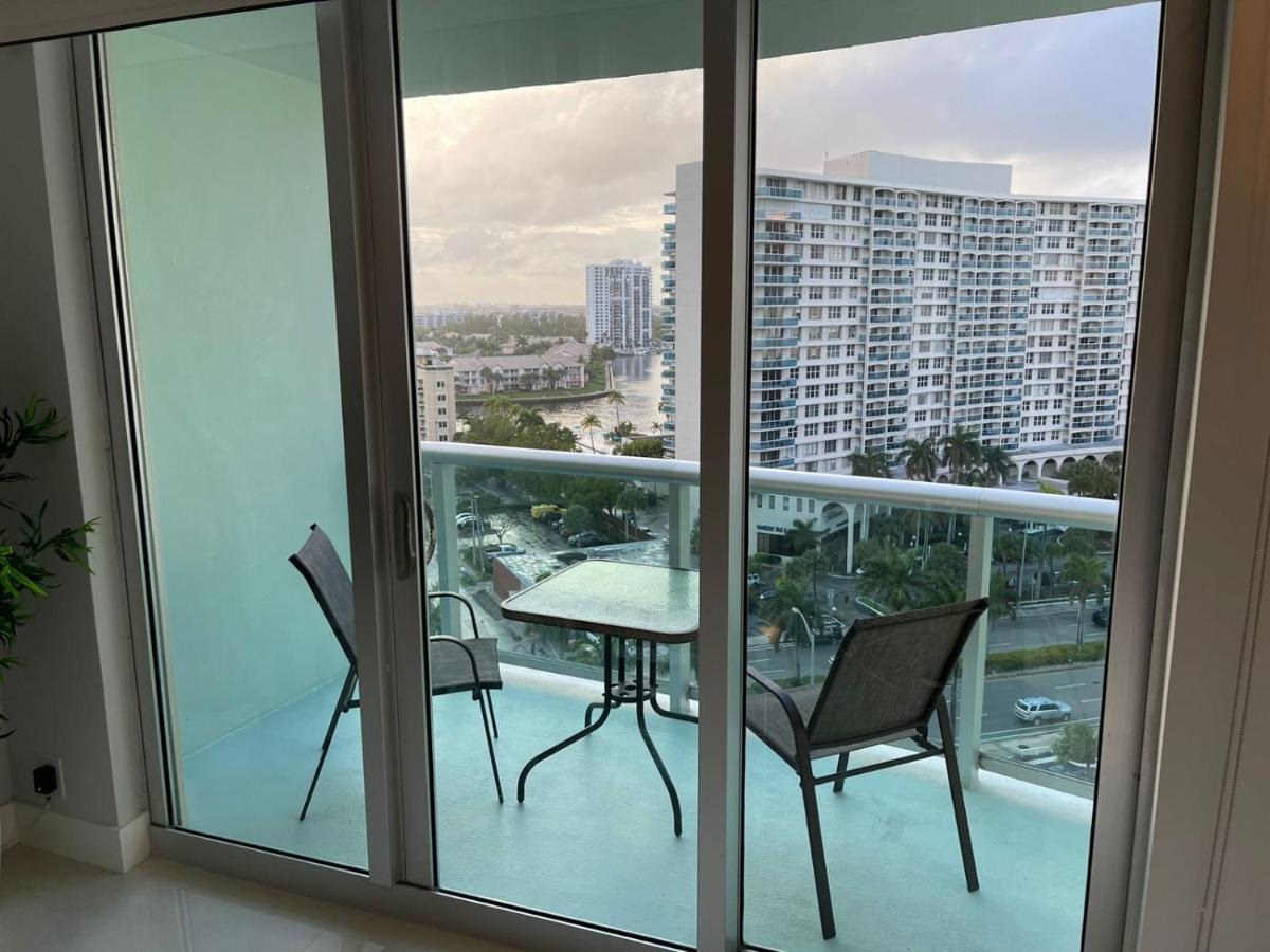 Hollywood On Beach Apartment 외부 사진